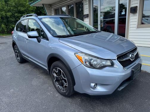 Ice Silver Metallic 2015 Subaru XV Crosstrek 5dr CVT 2.0i Limited