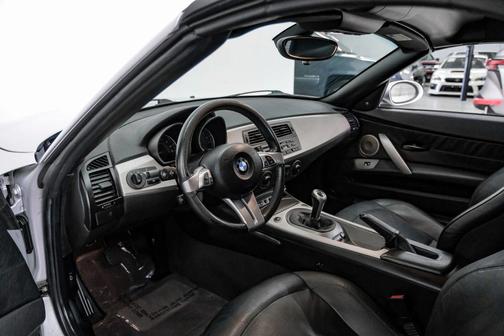 2004 BMW Z4 3.0i