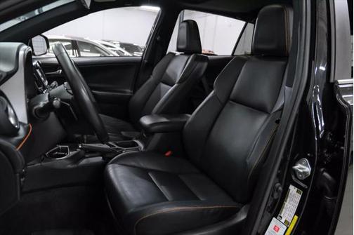2017 Toyota RAV4 SE
