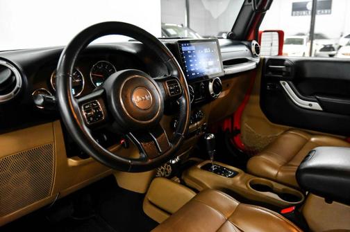 2012 Jeep Wrangler Unlimited Sahara