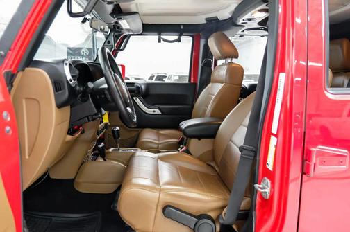 2012 Jeep Wrangler Unlimited Sahara