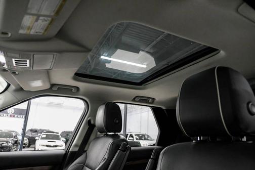 2017 Land Rover Discovery HSE