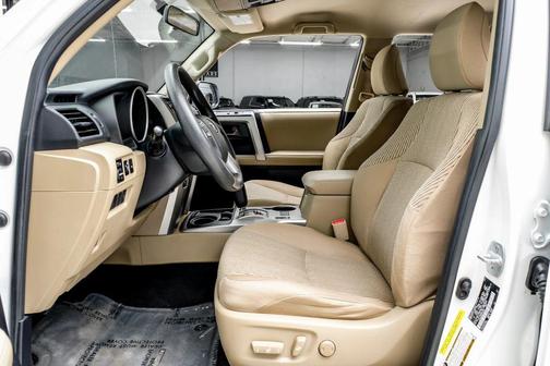 2013 Toyota 4Runner SR5