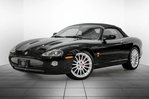 2006 Jaguar XKR Base