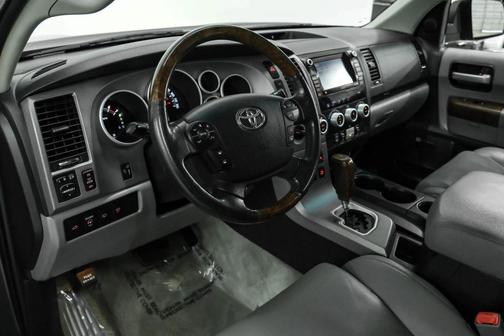 2010 Toyota Sequoia Platinum