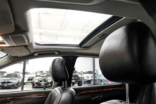 Silver 2007 Mercedes-Benz S-Class S 550 Sedan 4D