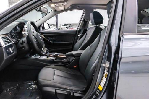 2016 BMW 320 i