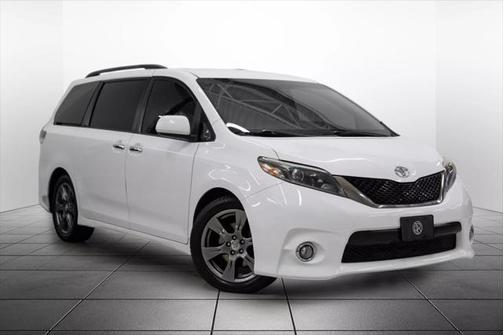 2017 Toyota Sienna SE