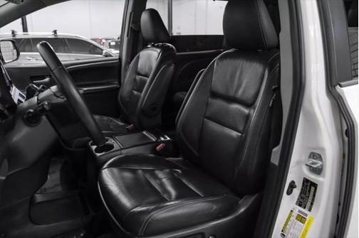 2017 Toyota Sienna SE