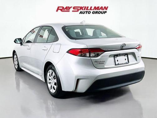 Classic Silver Metallic 2024 Toyota Corolla LE