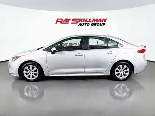 Classic Silver Metallic 2024 Toyota Corolla LE