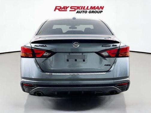 Gun Metallic 2022 Nissan Altima 2.5 SR