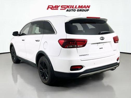 Snow White Pearl 2019 Kia Sorento EX
