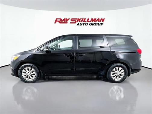 2020 Kia Sedona LX