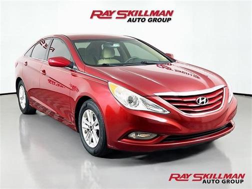 2013 Hyundai SONATA GLS