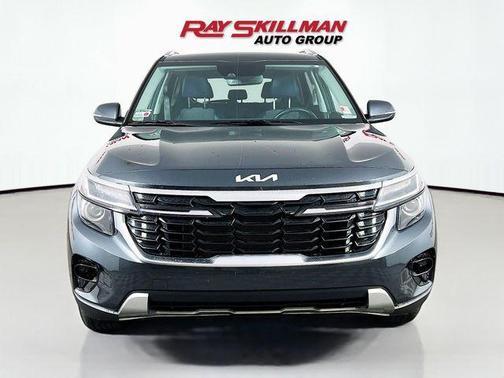 Gravity Gray 2024 Kia Seltos S