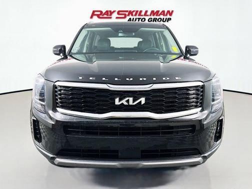 Black 2022 Kia Telluride S