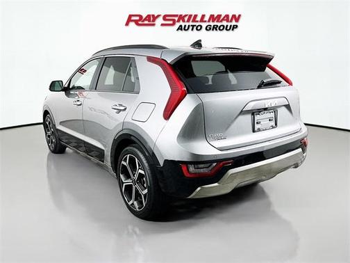 2024 Kia Niro SX Touring