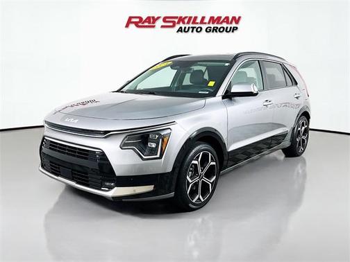 2024 Kia Niro SX Touring