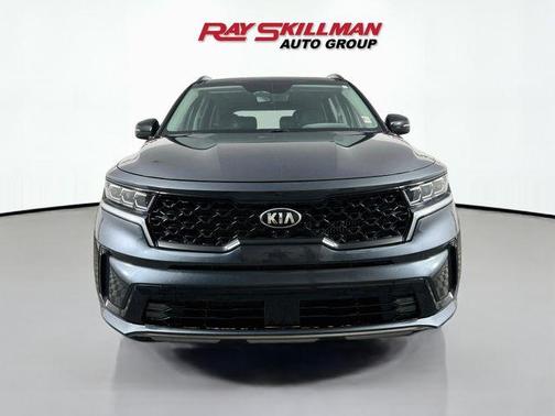 Gray 2021 Kia Sorento SX