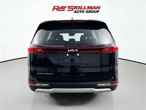 2022 Kia Carnival EX