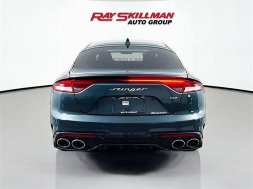 2023 Kia Stinger GT-Line