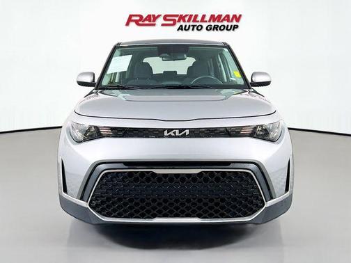 Gravity Gray 2024 Kia Soul LX
