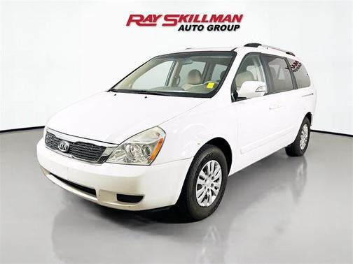 2011 Kia Sedona LX