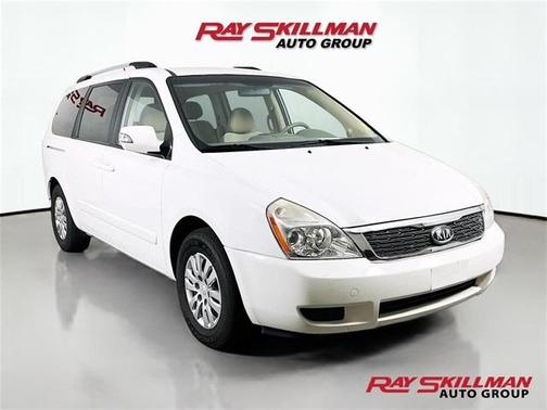 2011 Kia Sedona LX