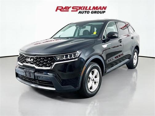 2023 Kia Sorento LX