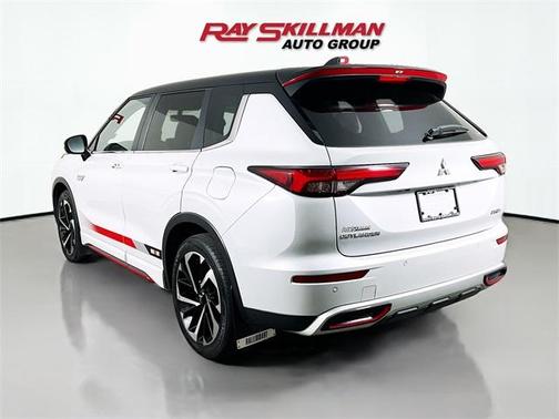 2024 Mitsubishi Outlander PHEV SE