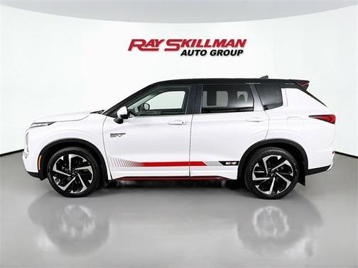 2024 Mitsubishi Outlander PHEV SE