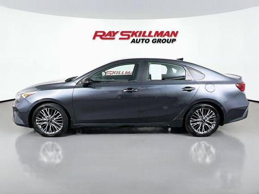 Gravity Gray 2023 Kia Forte GT-Line