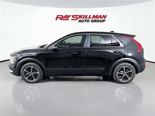 2024 Kia Niro LX