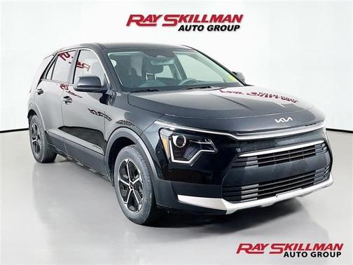 2024 Kia Niro LX