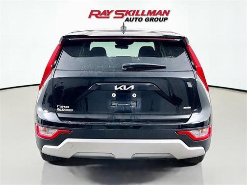 2024 Kia Niro LX