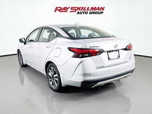 2020 Nissan Versa 1.6 SV