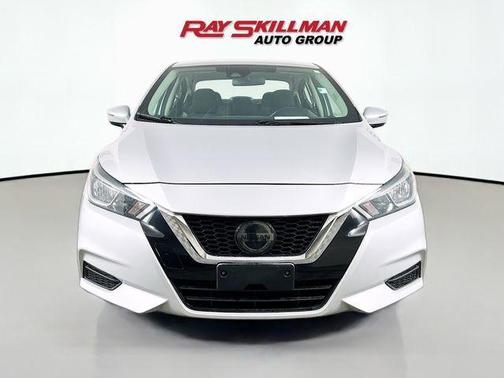 2020 Nissan Versa 1.6 SV