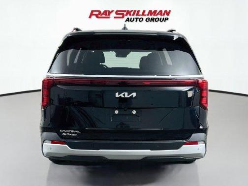 Aurora Black 2025 Kia Carnival EX