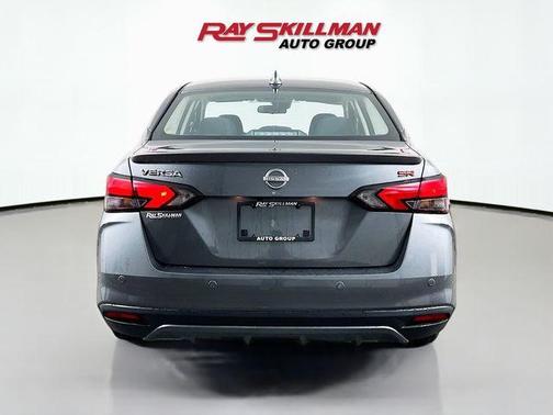 2024 Nissan Versa 1.6 SR