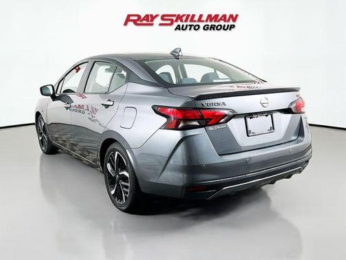 2024 Nissan Versa 1.6 SR