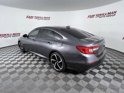 Photo 5 of 21 of 2018 Honda Accord Sport
