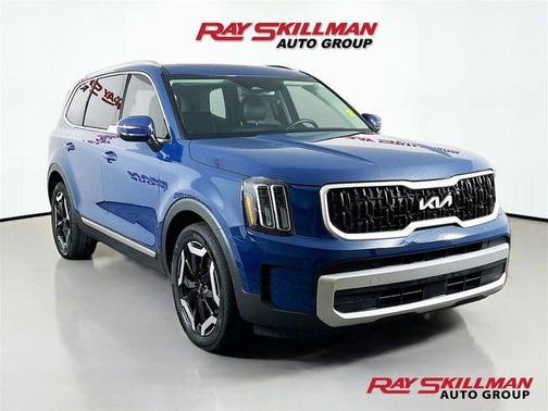 Midnight Black 2023 Kia Telluride EX