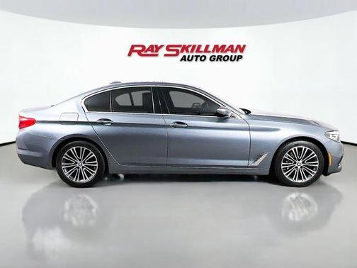 Bluestone Metallic 2018 BMW 530 i xDrive
