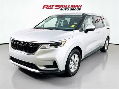 2023 Kia Carnival LX