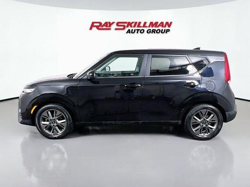 Cherry Black 2022 Kia Soul EX