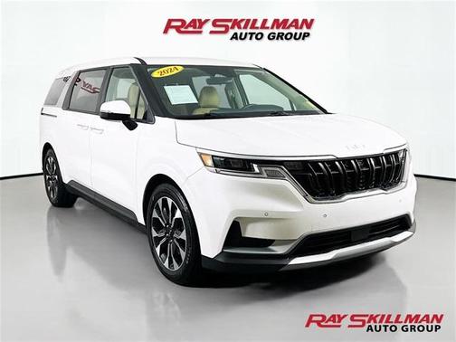 2024 Kia Carnival EX