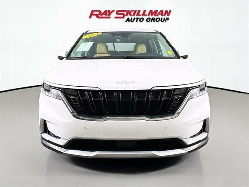 2024 Kia Carnival EX