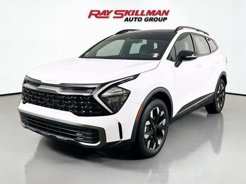 White Pearl 2023 Kia Sportage X-Line