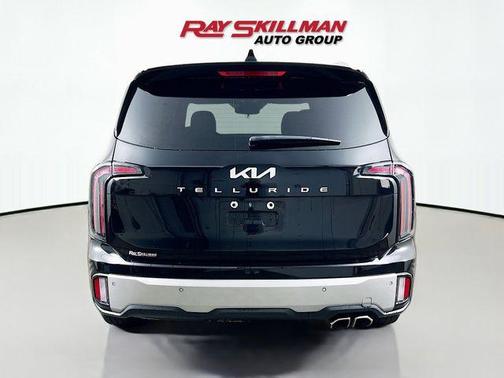 Ebony Black 2023 Kia Telluride SX